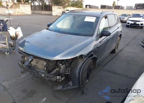 2023 Volkswagen Tiguan 2.0T Se R-Line Black from USA, damaged, VIN 3VVCB7AX7PM122004